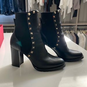 Valentino Rockstud block heel black size 8